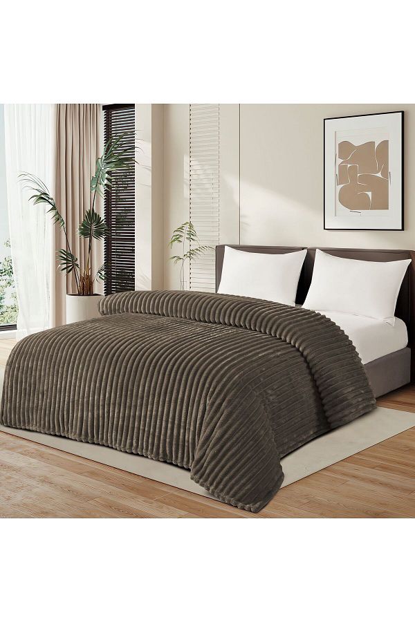 MİNG Lİ-A soft, new, elegant double blanket with a soft texture, weighing 1500 g, size 220*240 cm 1