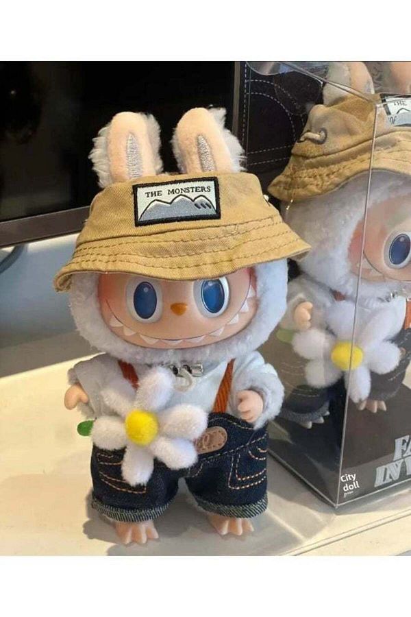 COOYA-Labubu Spring Wild With Box Macarons Bubble, Monsters Chess Adventure Series, Plush Doll Toy 1