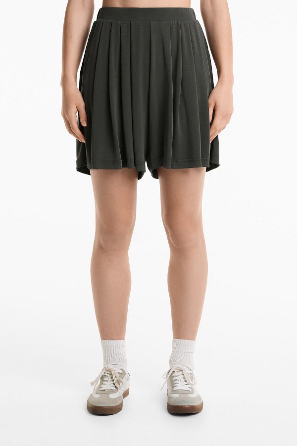 Oysho-Pleated floaty Bermuda shorts with modal 1