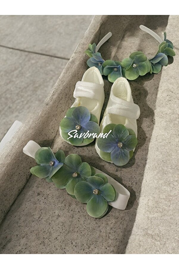 SavBrand Anne Tacı, Bebek Patik ve Bandana 3'lü Özel Set