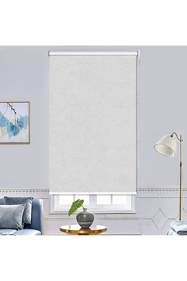 DEC4-Tree roller blinds add a touch of elegance and privacy 1