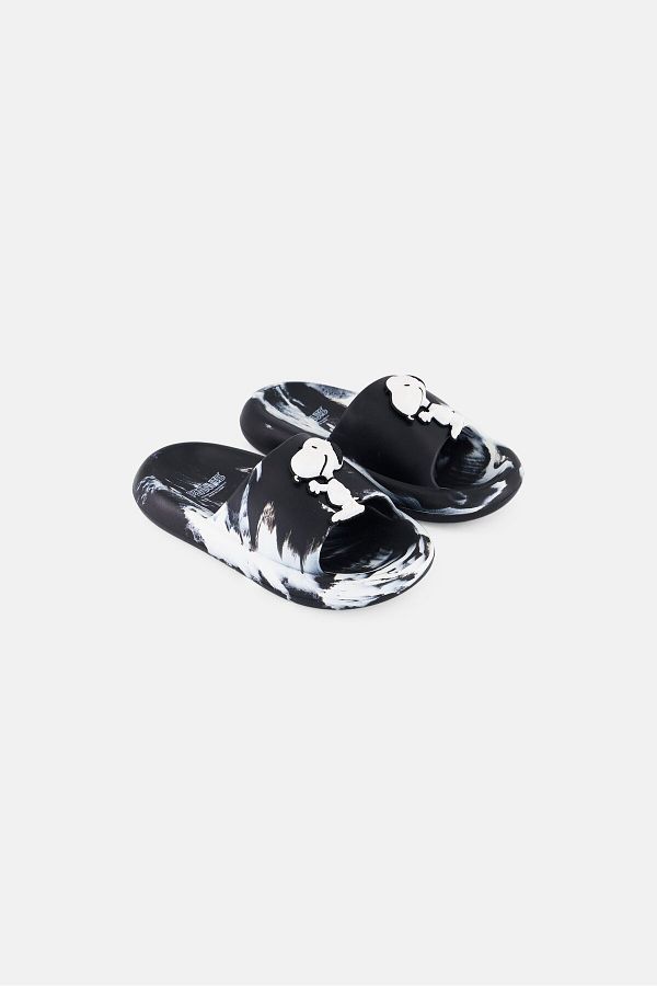 PEANUTS-Kids Boy Slip On Slides, Multicolor 1