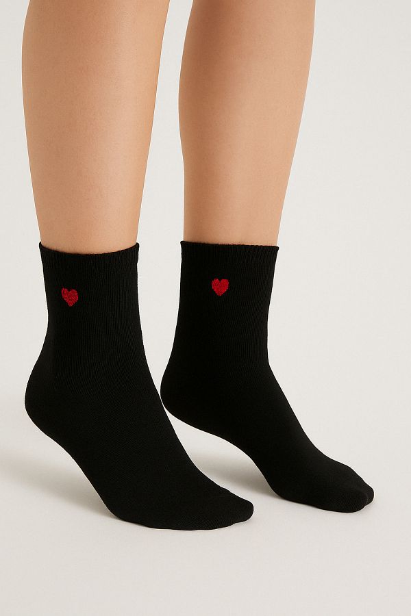 KaeLaurean-Women's 4 Pairs Bamboo Seamless Heart Socks 1