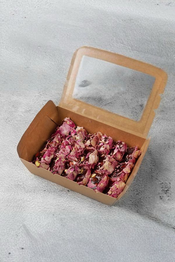Lutfuzade Baklava-Pomegranate Delight with Pistachios Topped with Rose - Lutfi Zadeh Baklava - Turkish Delight 1