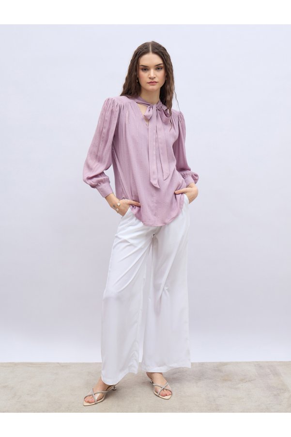 Styli Textures Balloon Sleeve Tie-Up Neck Blouse