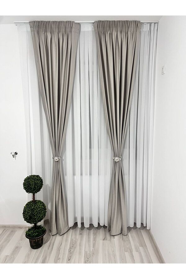 Metropolitan Concept-Set of Two Ronda Velvet Curtains, Light Grey, Worked on 10 Cm Wide Rejansa, 2x150x260 Cm 1