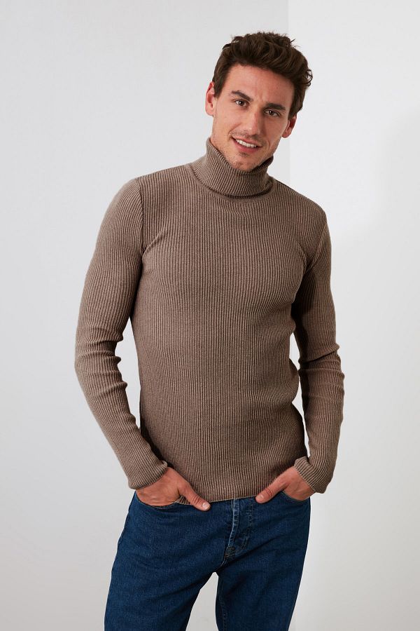 Trendyol Collection-Baumwoll-Cord-Pullover – Rollkragen, schmale Passform TMNAW20MG0031 1