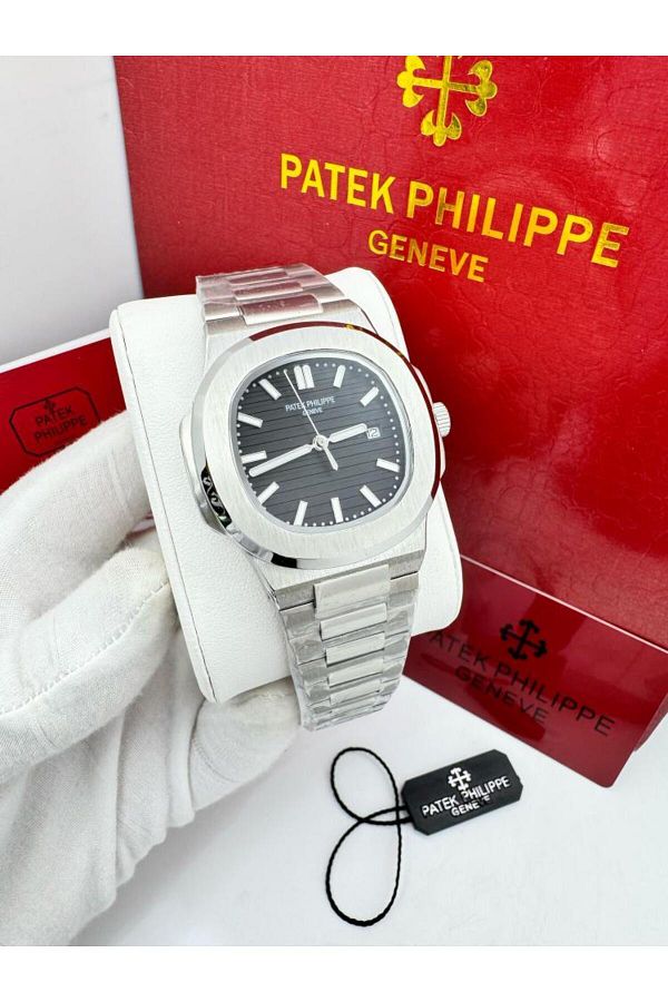 Patek Philippe-Patek Philippe Nautilus 1