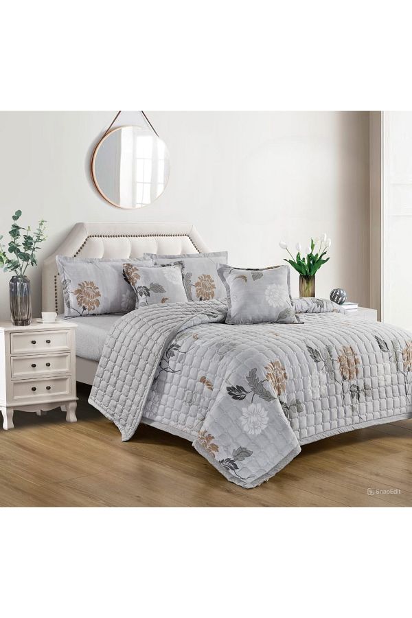 Mark-Practical summer double bed set with a printed design, made of the finest microfiber materials. 1