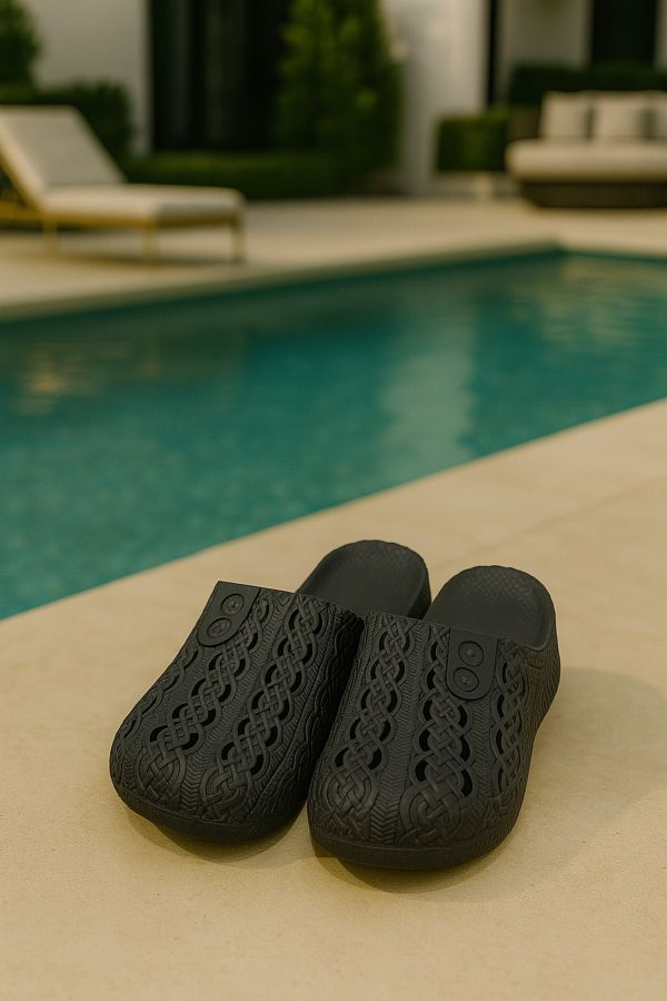 Behtah Kundura-Closed Front Non-Slip Sole Slippers Balcony Bathroom Pool Seaside Beach Pool Daily Slippers 1