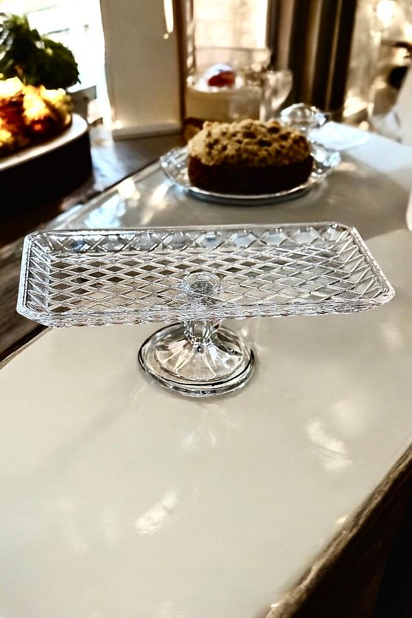 WuuQ-Rectangular Glass Presentation Stand with Crystallized Patterned Feet, Cake Pastry and Stylish Presentations - 30 cm 1