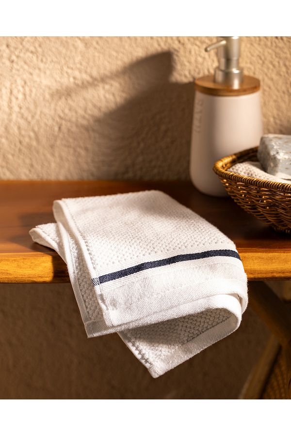 Madame Coco-Cera 2-Piece 100% Cotton Hand Towels - White/Navy Blue - 30X45 cm 1