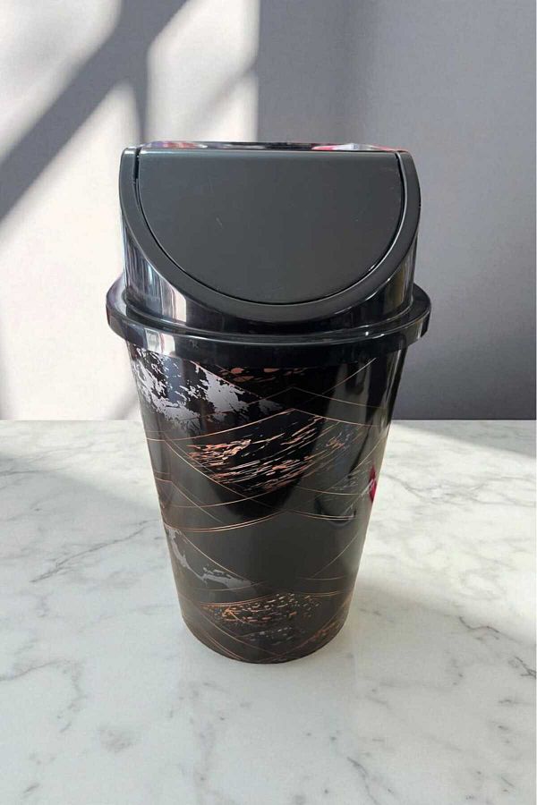 ÇEÇEN HOME-Luxury Stylish Trash Can with Mixed Marble Pattern and Click Lid 5 Lt (Length: 30 cm Width: 15 cm) 1