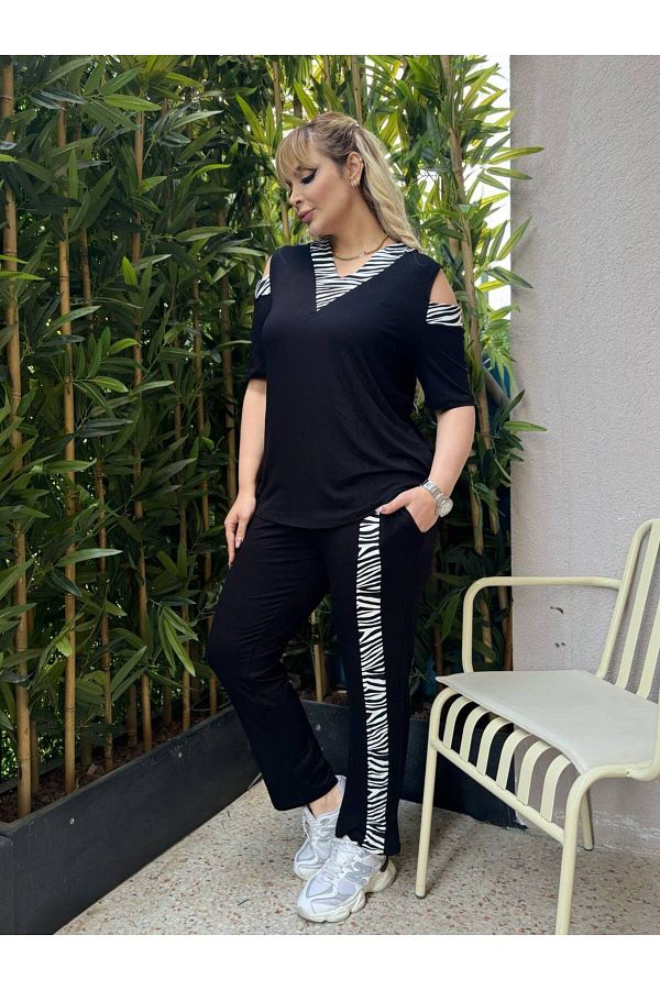 ViolettaXL-SET DE VISCOSA Lycra pentru femei marimi mari, fereastră de umăr, garnitură cu dungi 1