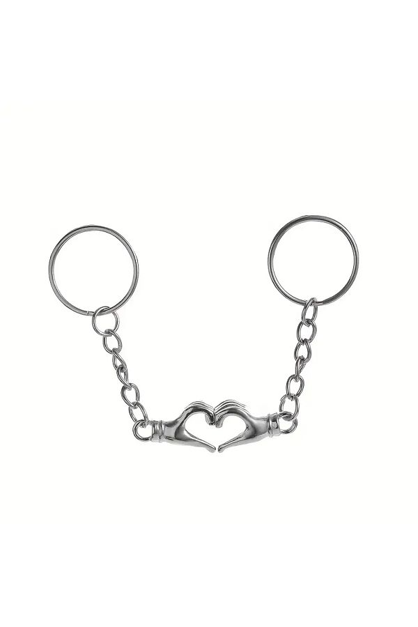 saratremo-Set keychains with magnets - two hands that attract and form a heart 1