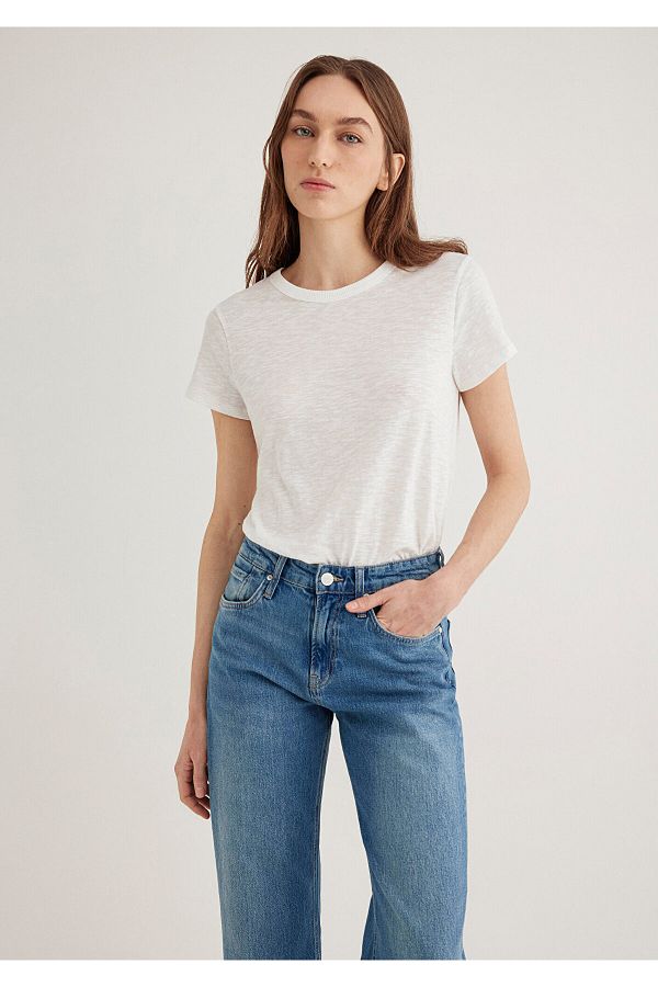 Mavi-Ecru Basic T-Shirt Regular Fit 1613075-70057 1