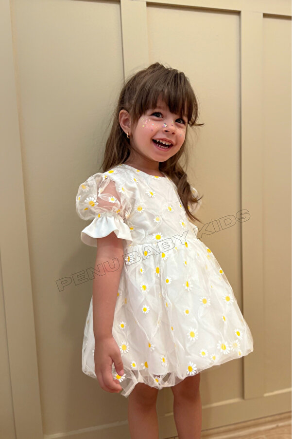penu baby kids Beyaz Papatya Nakış Işlemeli Kısa Kol Kız Bebek - Çocuk Elbise - Elisa
