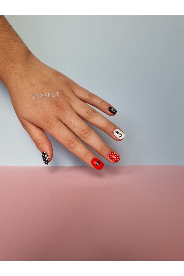 TOYFEST 12 Li Yapışkan Stickerlı Çocuk Takma Tırnak Oyuncak Seti - 5 - 14 Yaş Arası - Model 4
