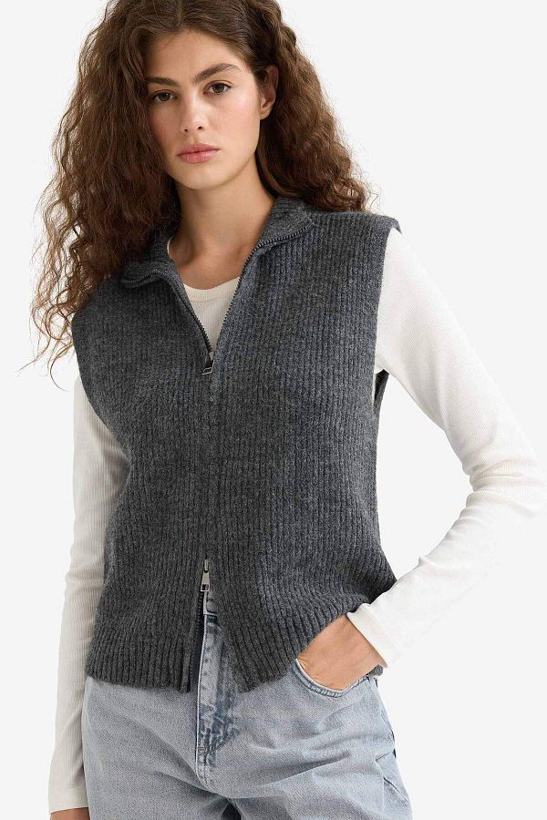 DeFacto-Regular Fit Half Turtleneck Zipper Sweater E8195Ax25Wn 1