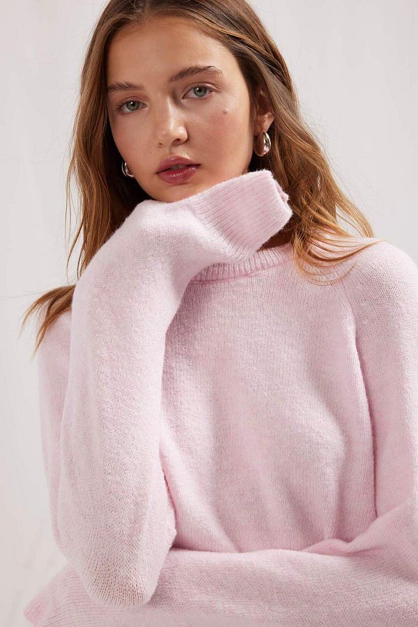 DeFacto-Regular Fit Crew Neck Basic Plain Soft Touch Soft Knitwear Sweater D8678Ax25Sp 1