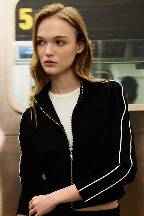 DeFacto-Fitted Half Turtleneck Modal Zipper Cardigan D6670Ax24Wn 1