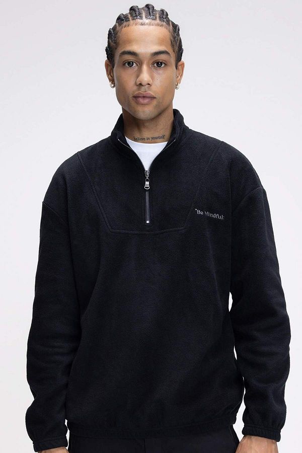 DeFacto-Comfort Regular Fit Comfortable Fit Zippered Stand Collar Printed Fleece Sweatshirt 3113195 1