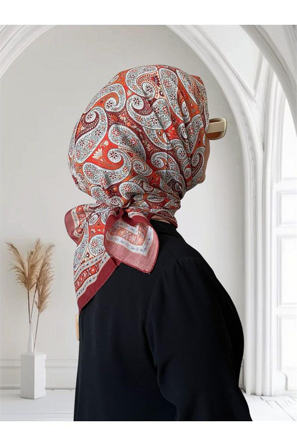ESSLERA-Retro Pattern Tile Color Soft Scarf 1