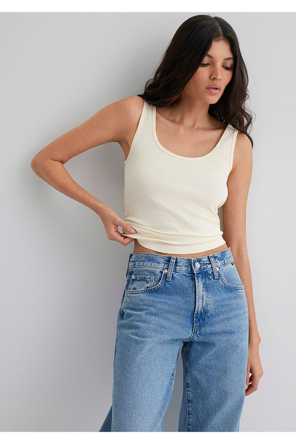 Mavi-Ecru Basic Undershirt Fitted / Body Fitting Cut 1613144-70068 1