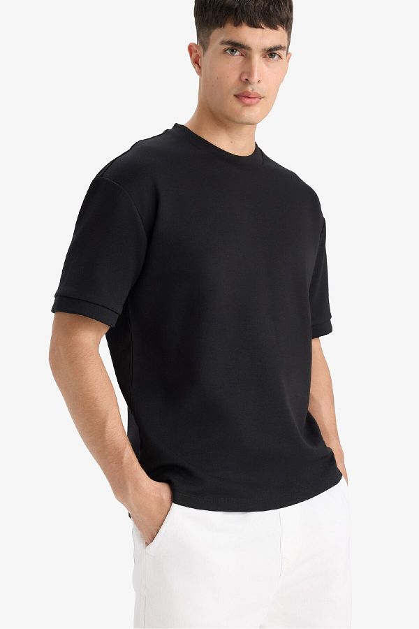 DeFacto-Oversize Wide Fit Crew Neck Basic Απλό κοντομάνικο βαρύ ύφασμα μαύρο μπλουζάκι B6494AX25SP 1