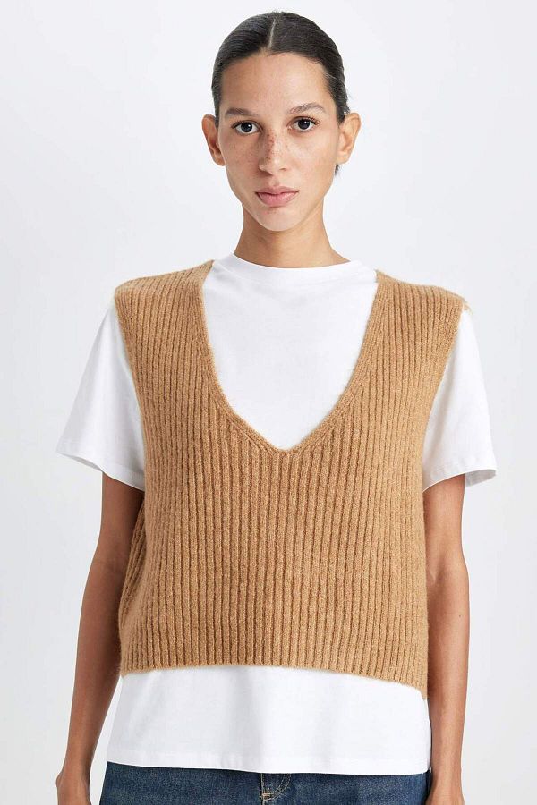 DeFacto-Regular Fit V-Ausschnitt Basic Glattstrickpullover D8588AX24WN 1