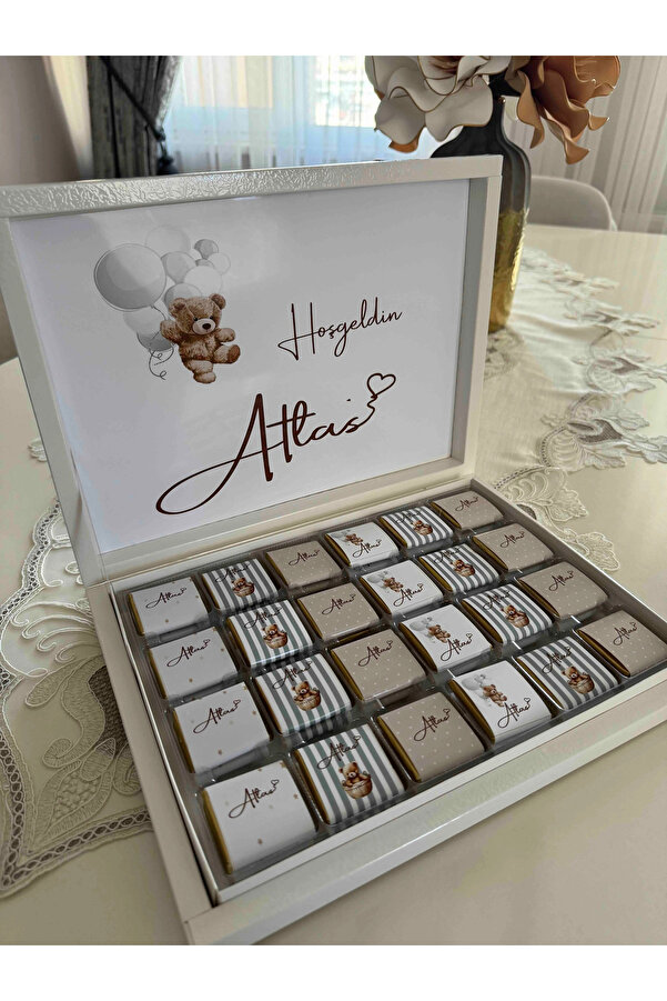 PLASTANKA Lüks İsme Özel Tasarımlı Kız-erkek Bebek Çikolatası 72Adet Dogum Yaş Günü Hediyelik Çikolata