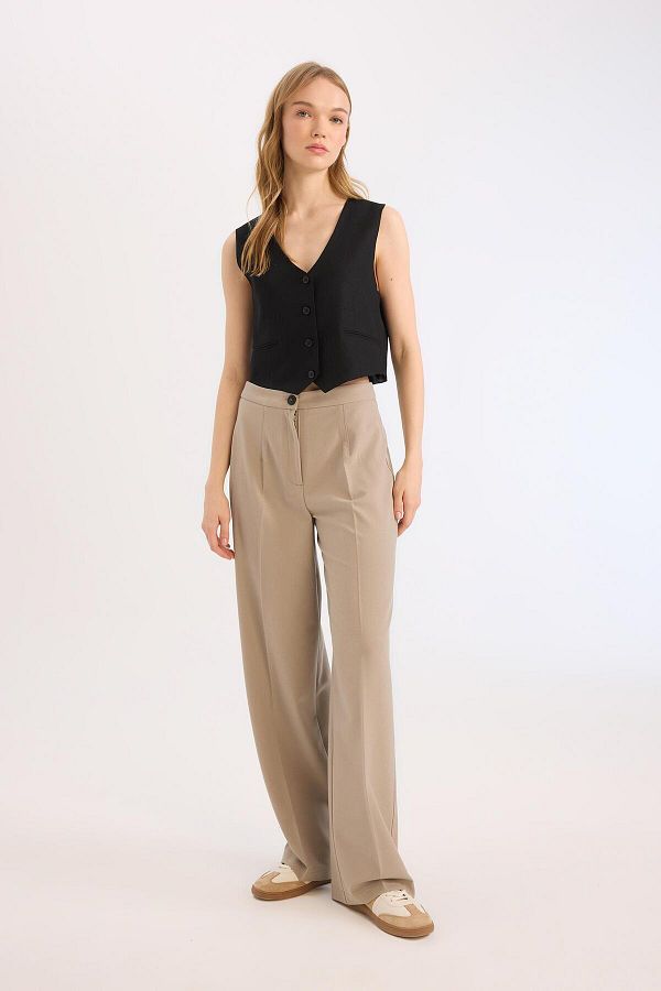 DeFacto-Basic-Hose mit hoher Taille und weitem Bein – C6402AX25SP 1