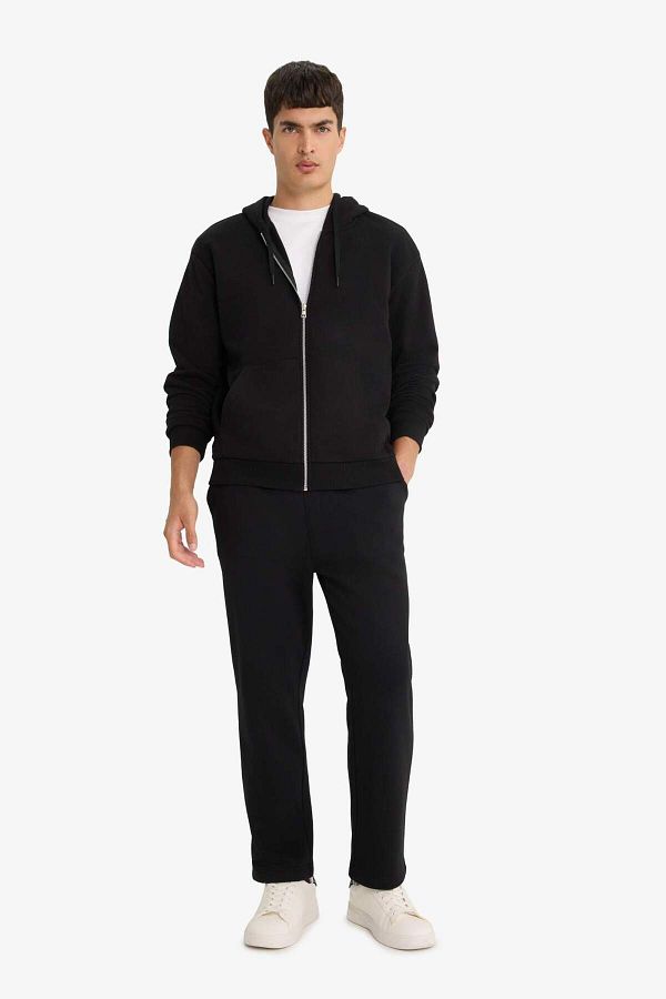 DeFacto-Jogginghose mit normaler Passform, Basic, einfarbig, mit Fleece-Innenseite, Taschen, Schnürung an der Taille, gerader Beinabschluss D7836AX25SP 1