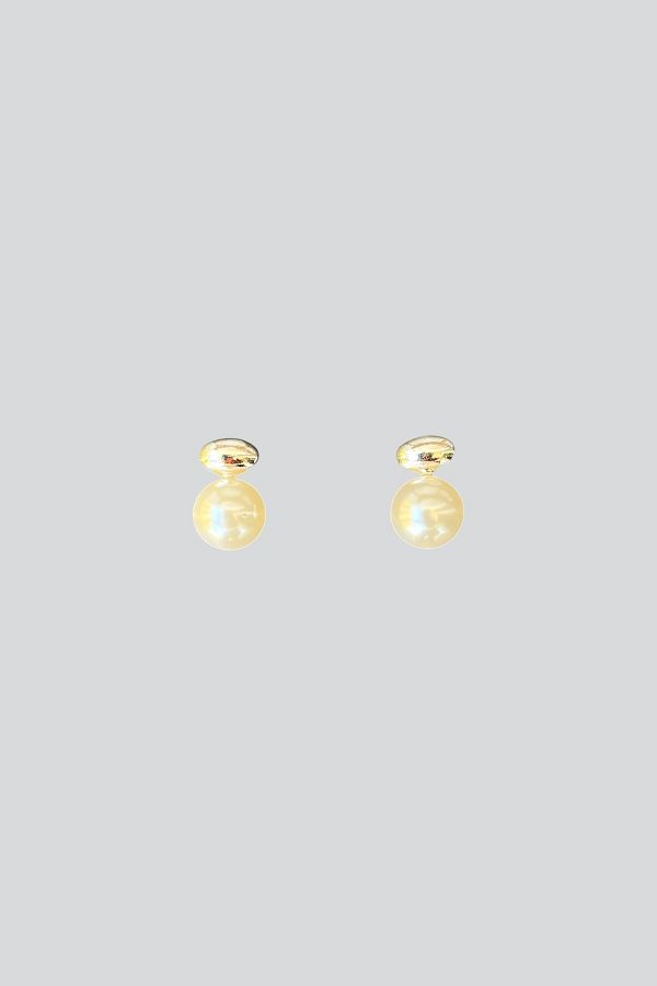 stravis-Silver Color Pearl Earrings 1