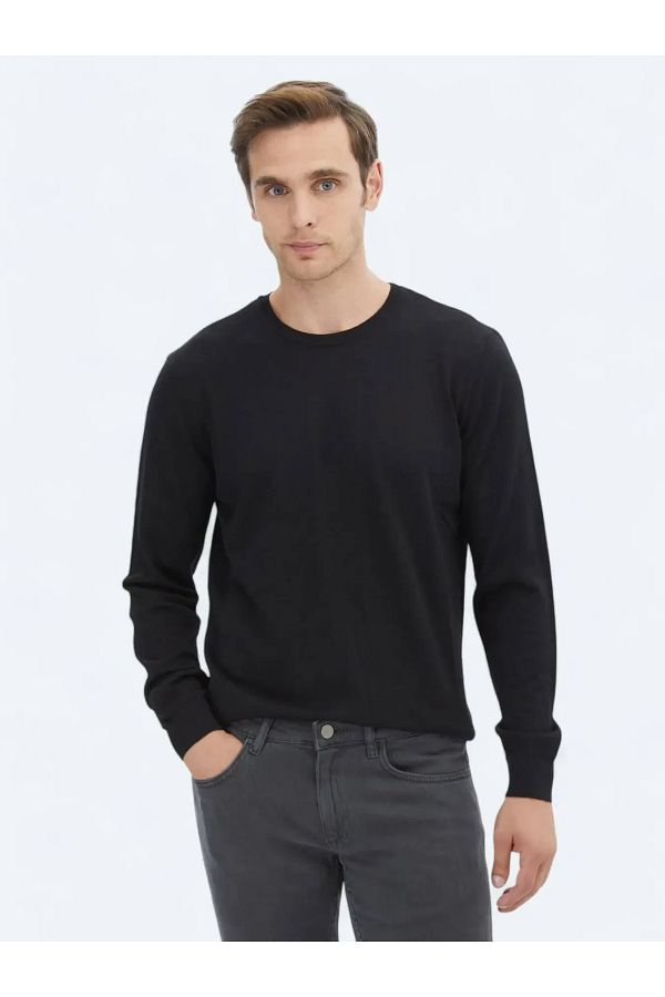 Kip-Black Crew Neck Plain Knit Wool Blended Sweater 1