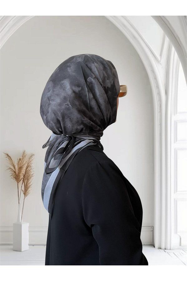 ESSLERA-Cloud Pattern Soft Scarf 1