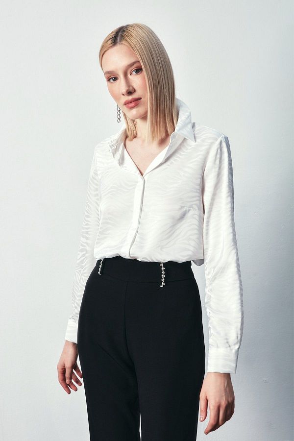 Sateen-Patterned Plain Classic Shirt - ECRU 1