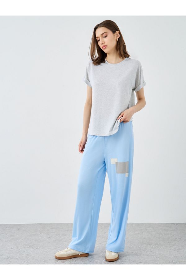 Styli-Color Block Wide Leg Joggers with Drawstring 1