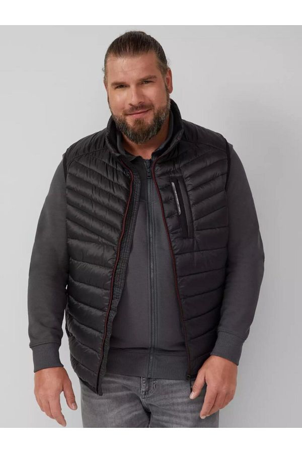 s.Oliver-Big Sizes Men's vest, without hood with slant pockets and Regular fit, Black 1