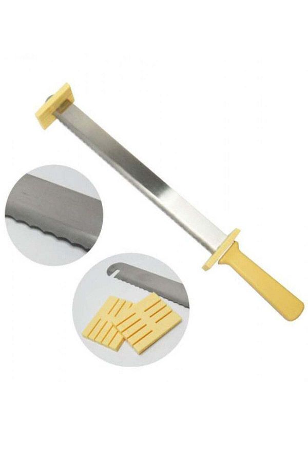 Elegant-Cake Layer Cutting Knife with Layer Size Markers 1