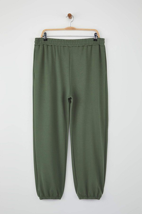 Trendyol Curve-Khakifarbene, lockere Jogger-Jogginghose mit weichem Knopf und lockerer Passform, Übergröße, TBBAW25AJ00003 1