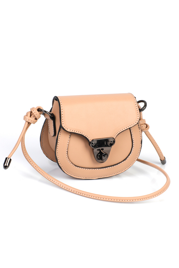 Capone Outfitters-Pamela Damentasche 1