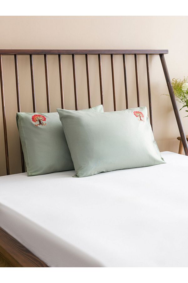 LC Waikiki-Corner Tree Embroidered Pillow Case Set of 2 50X70 cm 1