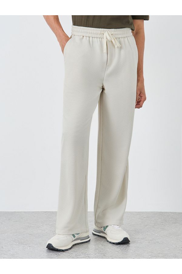 Styli-Oversized Open Hem Joggers with Drawstring 1