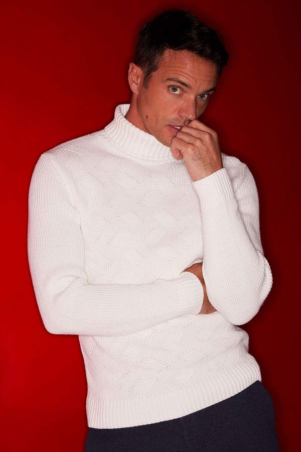 DeFacto-Standard Fit Regular Cut Half Turtleneck Basic Plain Knitwear Sweater A9517Ax23Wn 1