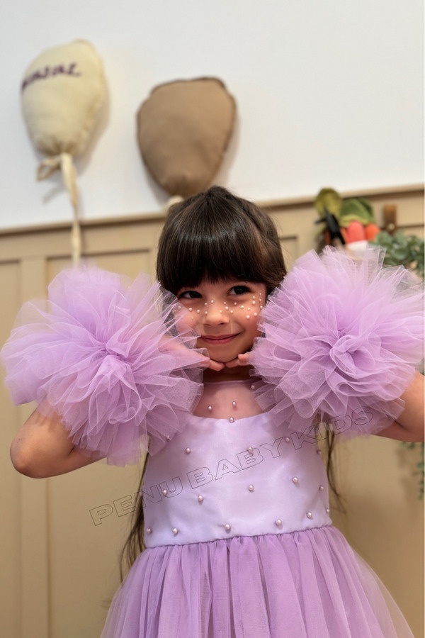 penu baby kids Lila Ponpon Detaylı İnci Süslemeli Pamuk Astarlı Kız Çocuk Kız Bebek Elbise