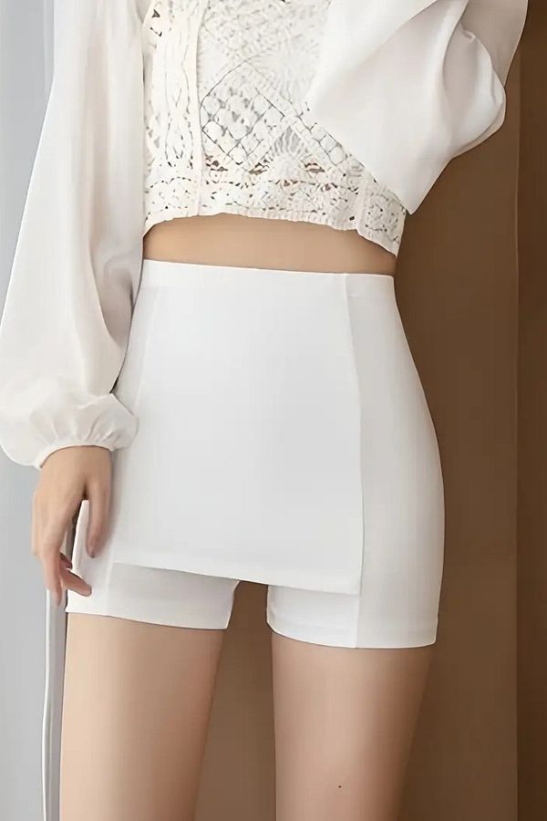 Trade Bazaar-Seamless Anti-Skid Safety Shorts – Double Layer, Convex Design, Frosted Silky Texture, Summer Thin Shorts 1