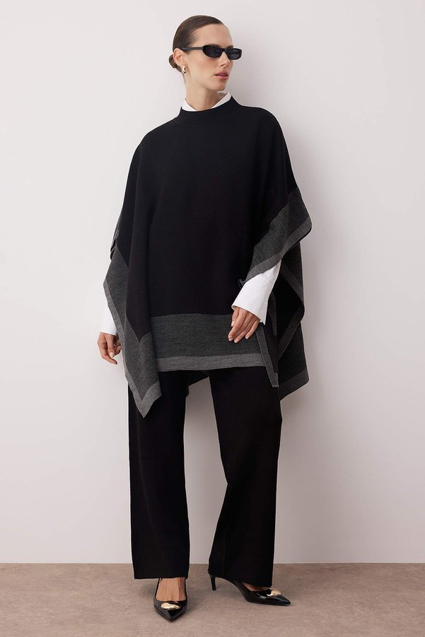Trendyol Modest Black Color Block Knitwear Poncho Pants Top and Bottom Set Tctaw25Us00018
