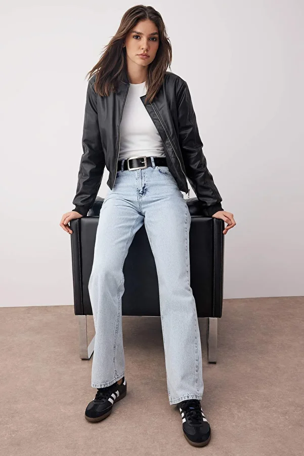 Trendyol Collection-Niebieskie jeansy z wysokim stanem i szerokimi nogawkami TWOSS22JE0242 1