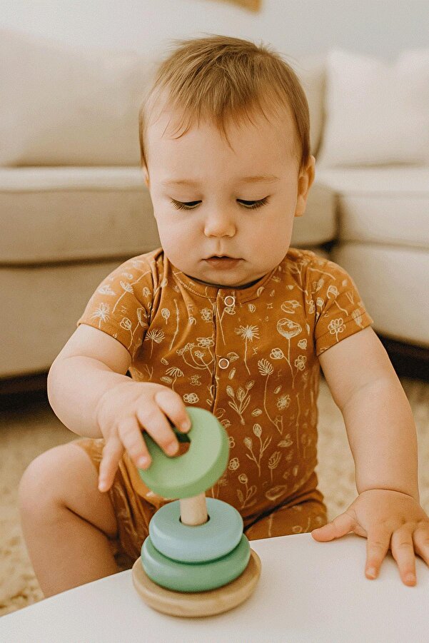 Boumini Pamuklu Kısa Kollu Bebek Şort Tulum Bahar Çiçekli Hardal